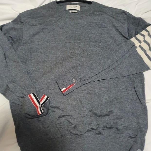 톰브라운 니트 3사이즈 