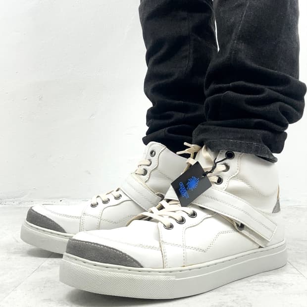 Tornado Mart Strap High Top Sneakers Whi