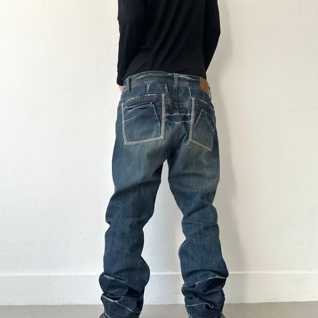 알마니 익스체인지 크랙 워싱 데님팬츠