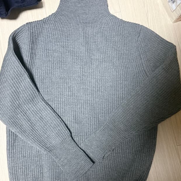 안데르센안데르센 ANDERSEN 네이비 터틀넥