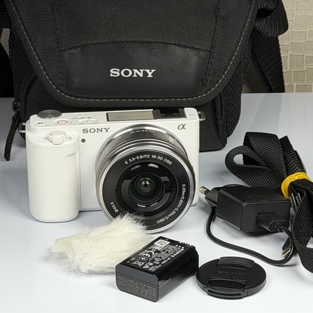 소니 ZV-E10 화이트 미러리스 카메라 신품급 119컷