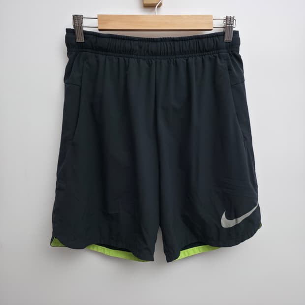 [M] 나이키 드라이핏 반바지