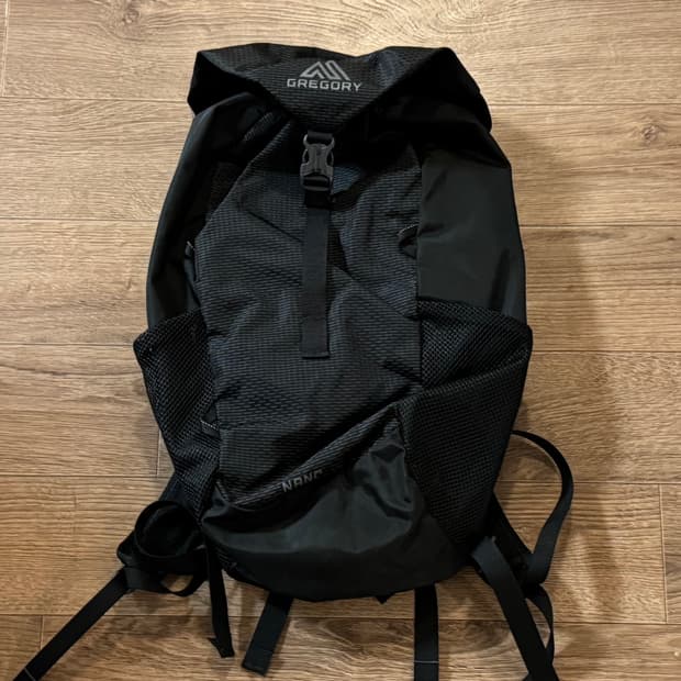 그레고리 나노 16 블랙 백팩