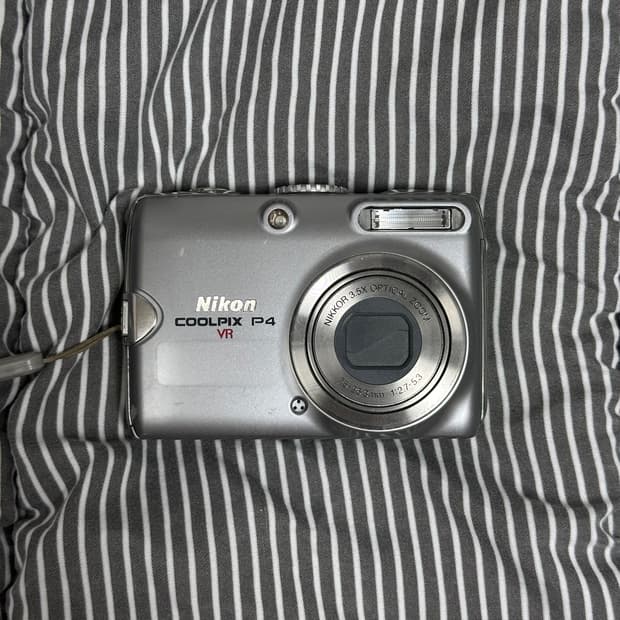 [누가영/환연지연픽] A급 니콘 쿨픽스 P4/NIKON COOLPIX
