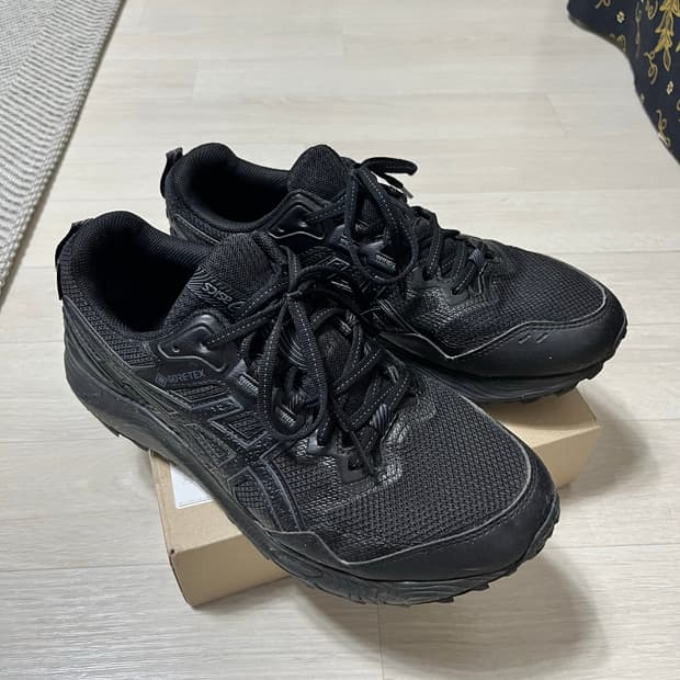 아식스 젤 소노마 7 gtx 고어텍스