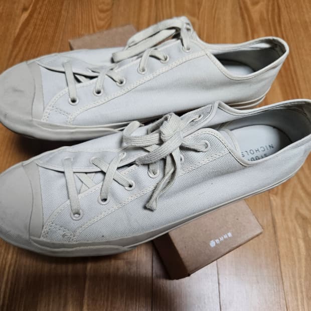 문스타 x 스튜디오니콜슨 도브 [270]