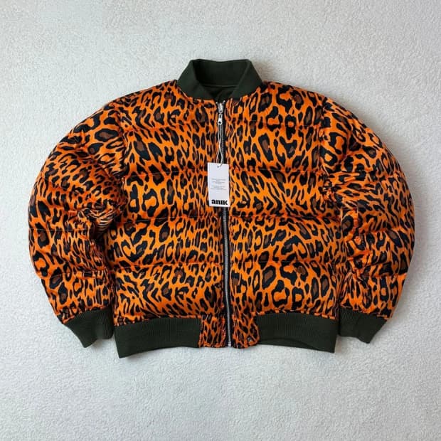 산드로 레오파드 리버시블 블루종 크롭 자켓 PN6046