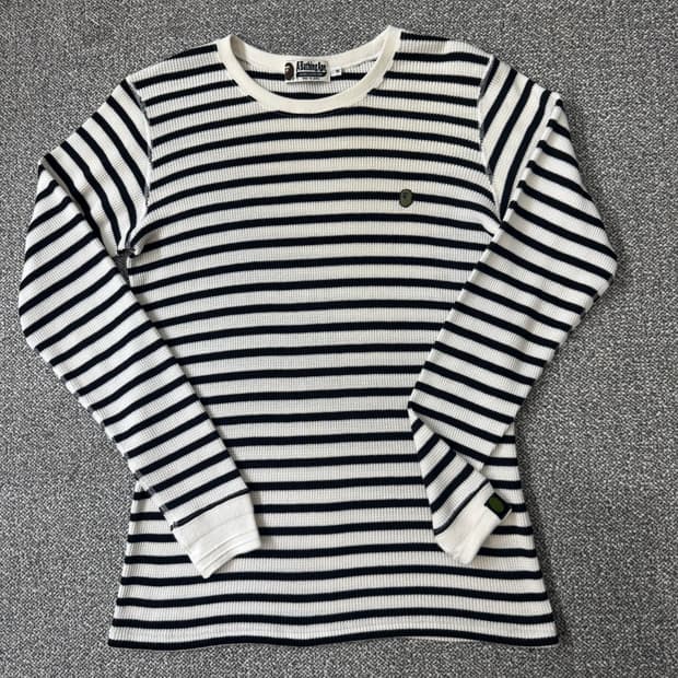 베이프 스트라이프 긴팔 티셔츠