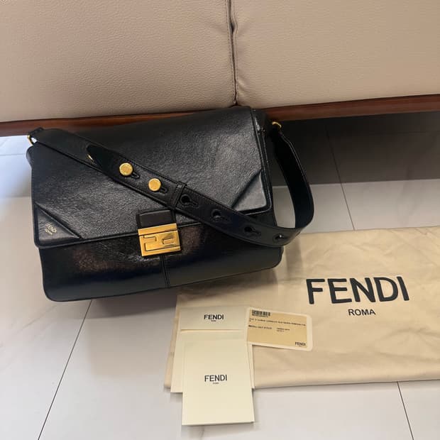 펜디 FF 가방 캔유 라지 숄더백 칸유 가방 블랙