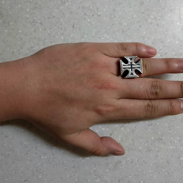 국내 단 한점 WWE 트리플H 아이언크로스 실버링 한정판/크롬하츠