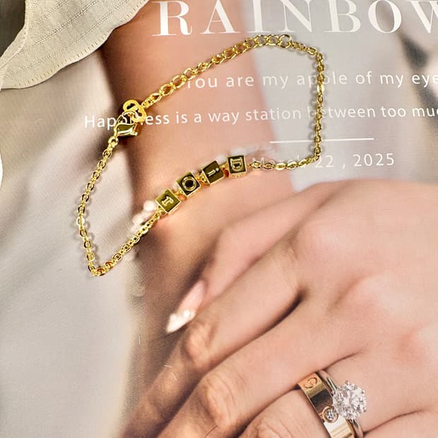 디올 다이스 큐브 펜던트 팔찌