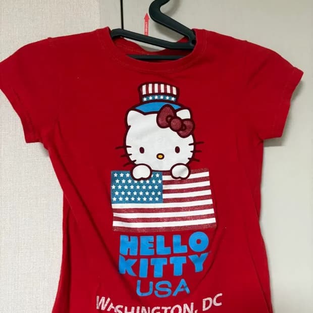 헬로키티 티셔츠