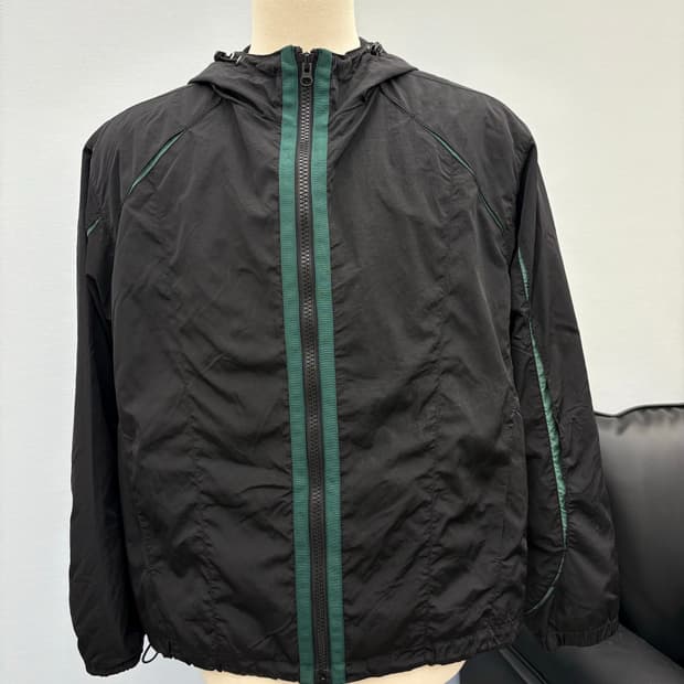 THE IDENTITY PROJECT 바람막이