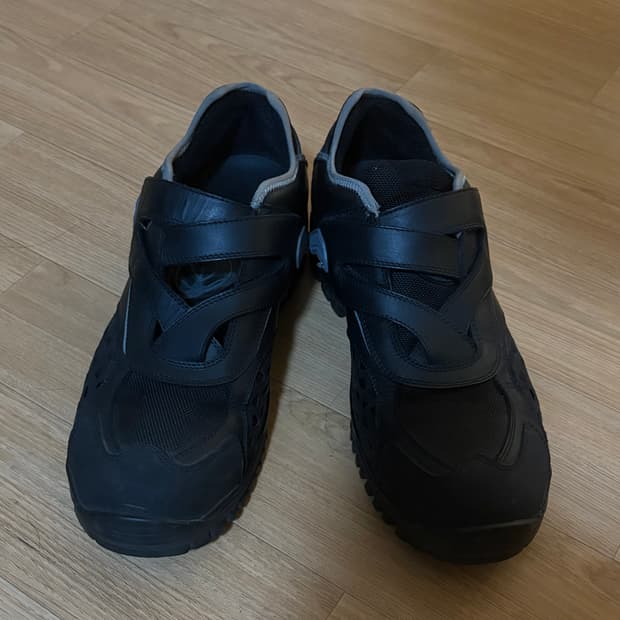 [43] 키코 코스타디노브 하크만 OG 카본블랙