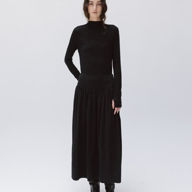 모이아 soft shirred skirt black S