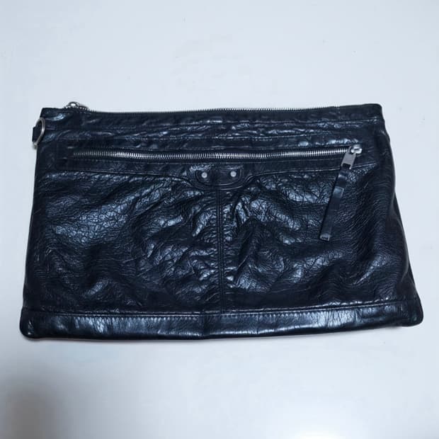발렌시아가 클래식 모터 클립 클러치