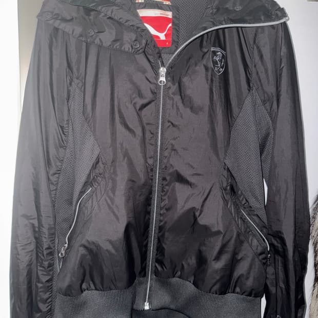 푸마 페라리 바람막이 후드 자켓
