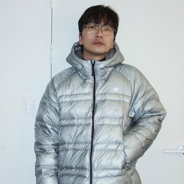 뉴발란스 플라잉 77 슈퍼라이트 후드 구스다운 자켓