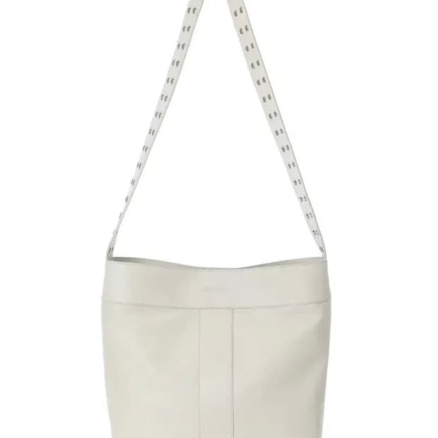 구해요) 쓰리타임즈 아일렛 버킷백 eyelet bucket bag