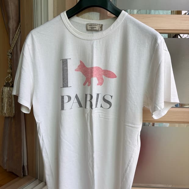 Maison kitsune vintage t-shirt