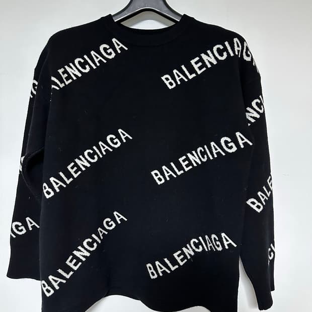 발렌시아가 로고 니트 블랙