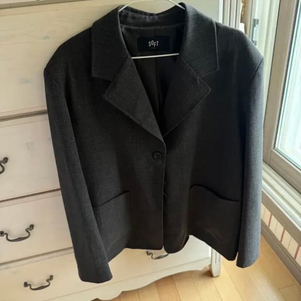 소프트서울 classic 4 button half jacket