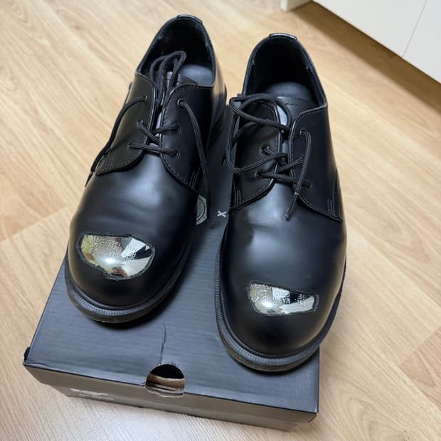 닥터마틴x라프시몬스 스틸토 43