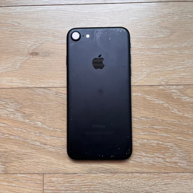 아이폰7블랙128GB 카메라무음
