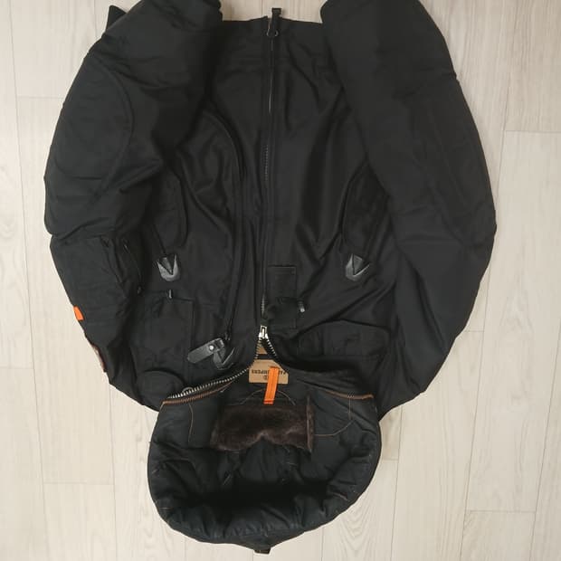 파라점퍼스 고비 20fw s사이즈