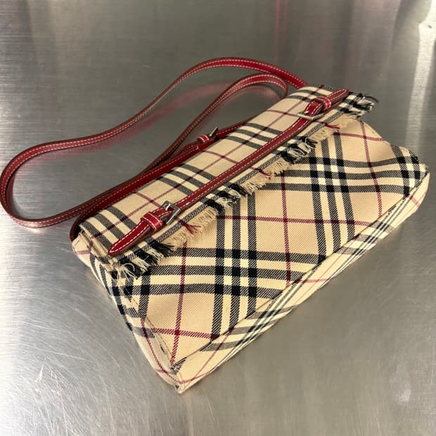 버버리 노바체크 숄더백