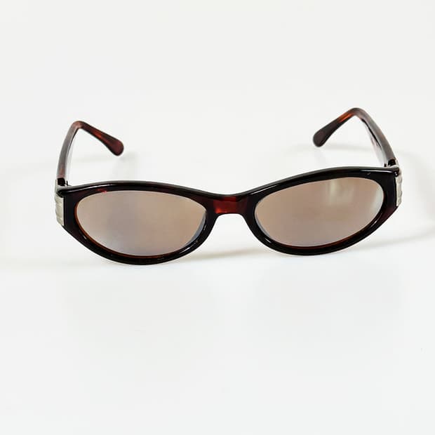 90s 게스 토터스쉘 오벌 프레임 틴트 빈티지 선글라스