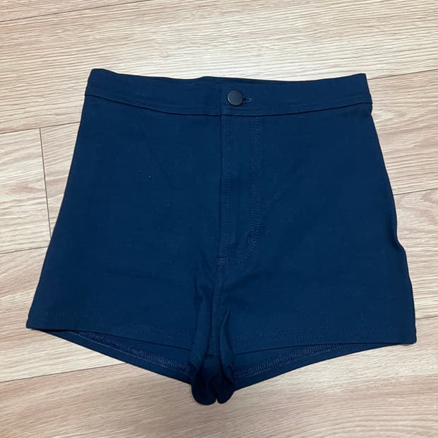 아메리칸어패럴 하이웨이스트 숏팬츠