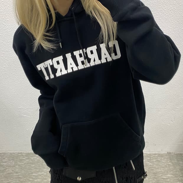 칼하트 센터로고 블랙 후드 L