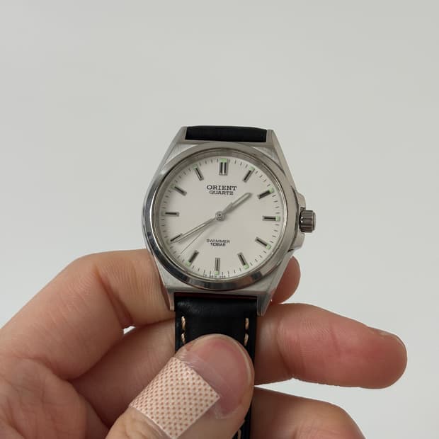 1990s Swimmer White Dial Silver Quartz