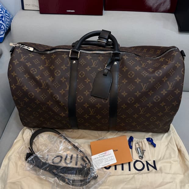 새상품급 루이비통 모노그램 마카사르 키폴 55