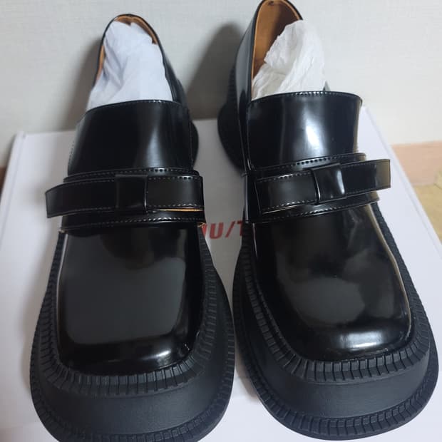 SHUSHU/TONG 슈슈통 리본 블랙  로퍼