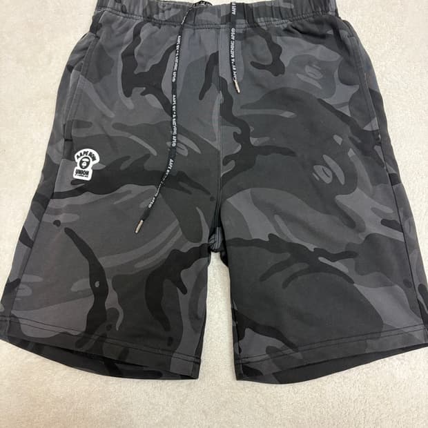 에이프 카모 반바지 쇼츠 m