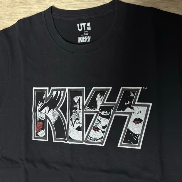 유니클로 UT 밴드 KISS 티셔츠