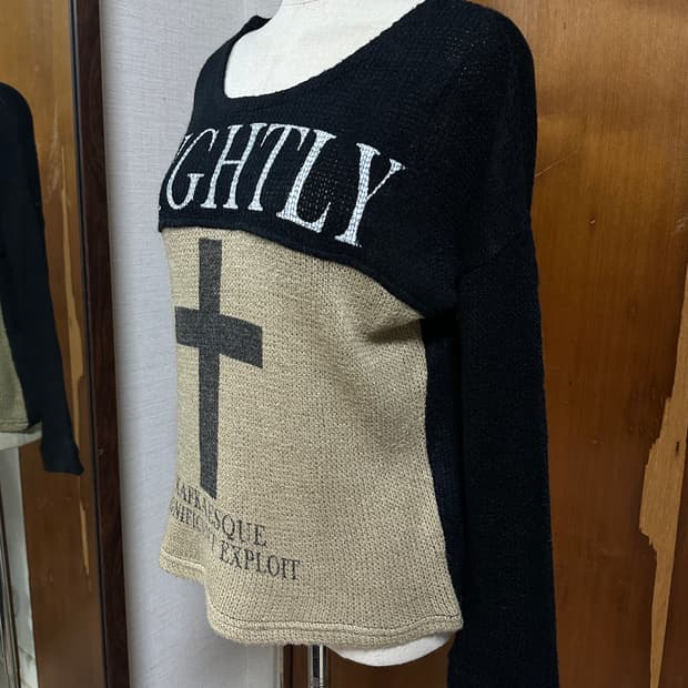 galyge printng knit tee