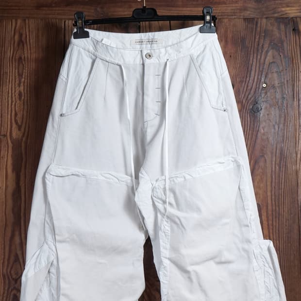 카르넷 아카이브 Ruined 데님팬츠