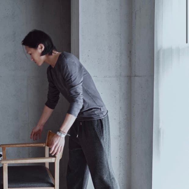 Textured Roll Long Sleeve 차콜