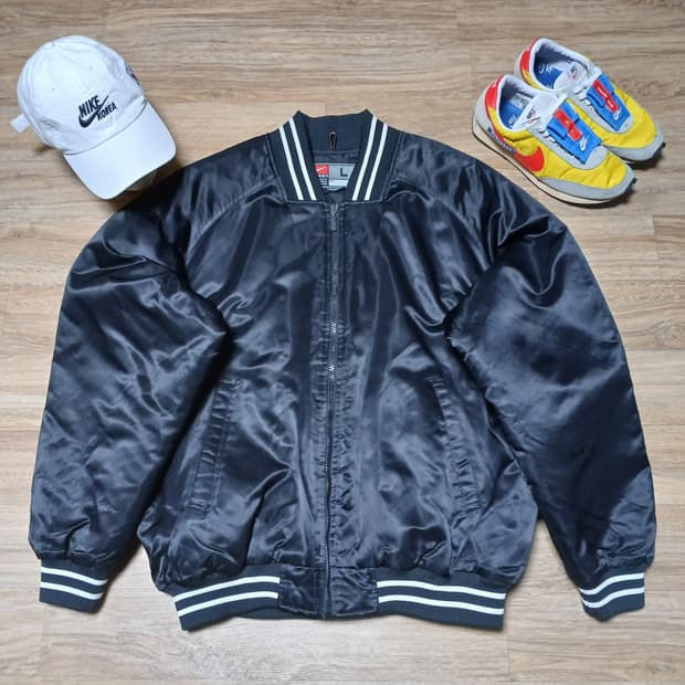 nike 나이키 올드스쿨 새틴 바시티 오버핏 야구점퍼 자켓