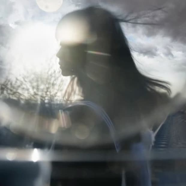 쓰리타임즈 주얼리 반팔 티셔츠