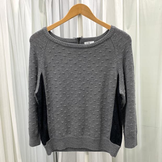 랑방 LANVIN 레이스 배색 보트넥 엠보 니트 1693