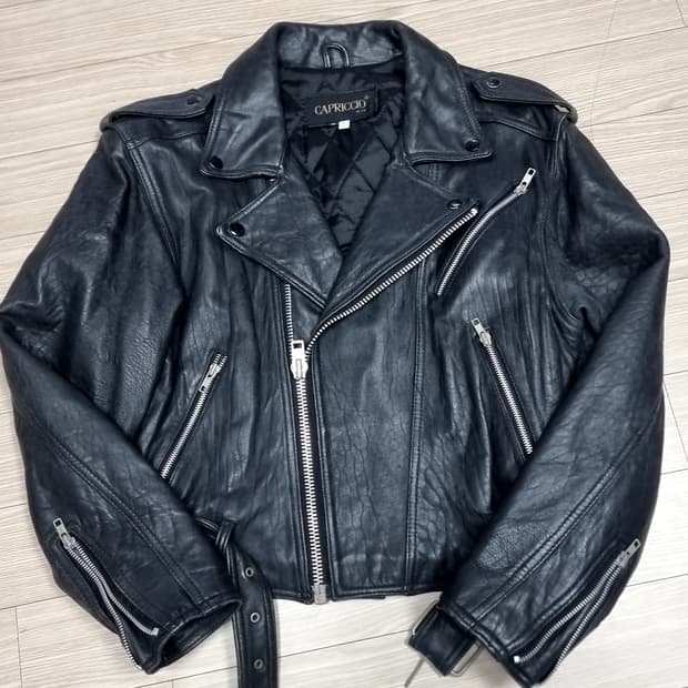 80년대 한국제 CAPRICCIO 블랙 가죽 라이더 자켓(100)80년대