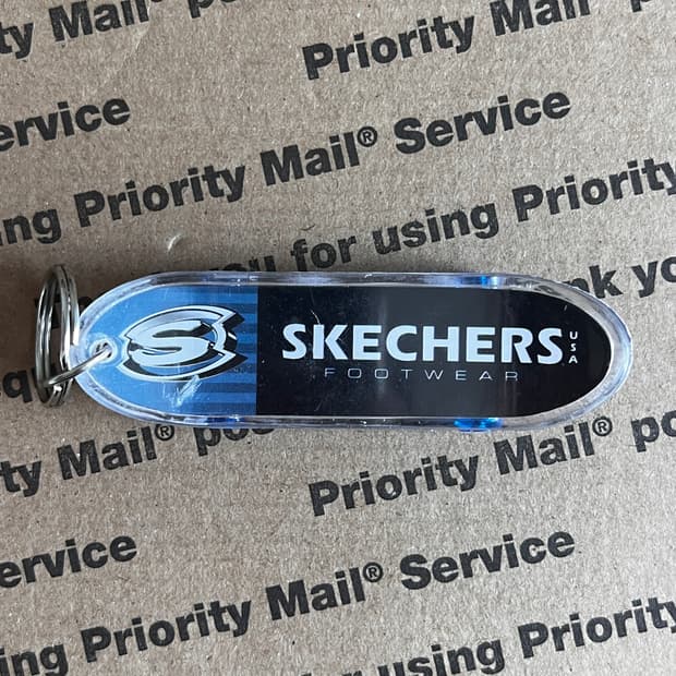 90s vtg Skechers Skate Keyring