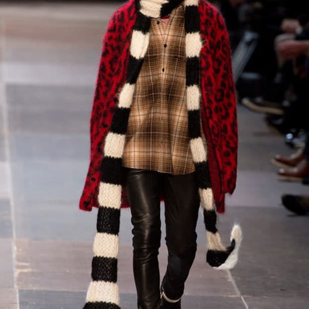 생로랑 13fw 가죽 램스킨 레더팬츠