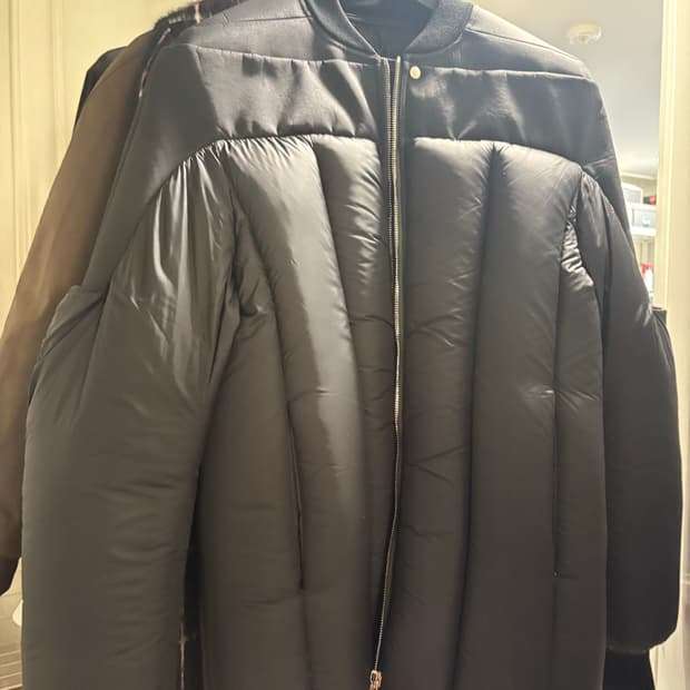 릭오웬스 겟세마네 패딩팔아요