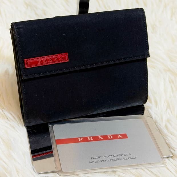 1999‘s Prada sports Archive wallet