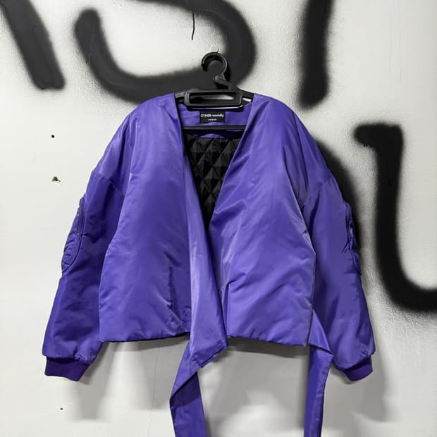 아더 월들리 바이올렛 Ma-1 랩 디자인 퀼팅 봄버 자켓